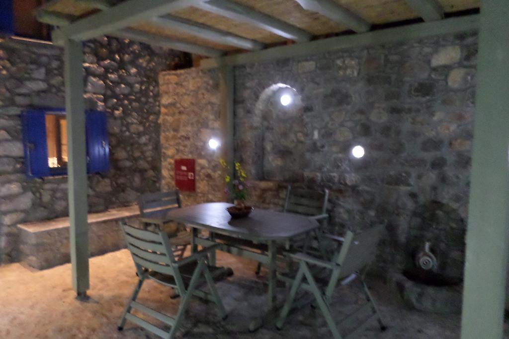 Appartamento To Petradi Avgonima Camera foto